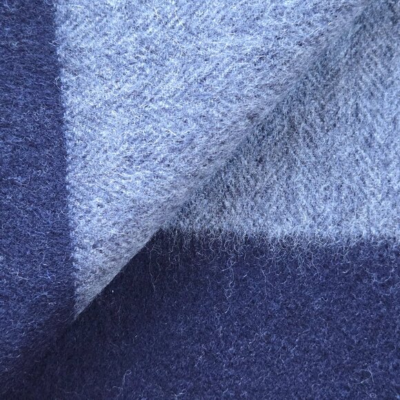 NWOT Banana Republic Wool Herringbone Scarf Grey Navy - Picture 5 of 9